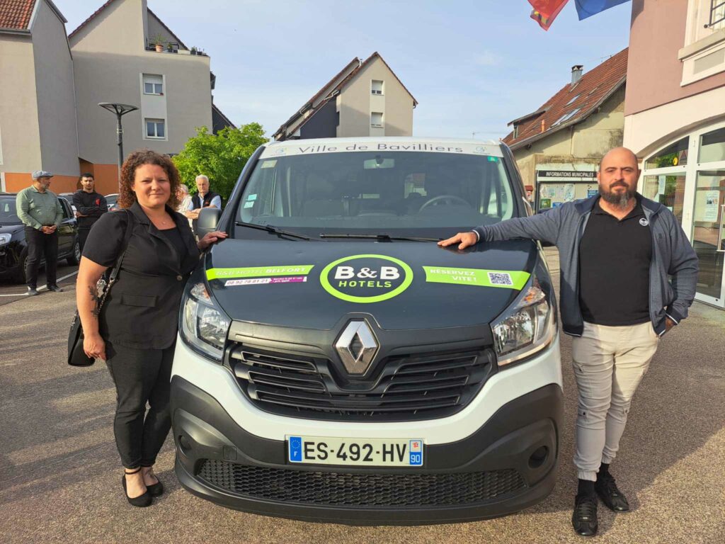 Inauguration mini bus 11
